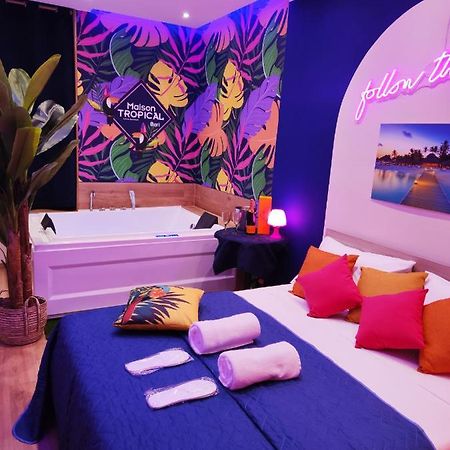 Suite Maison Tropical - Luxury Apartment In Bari Extérieur photo