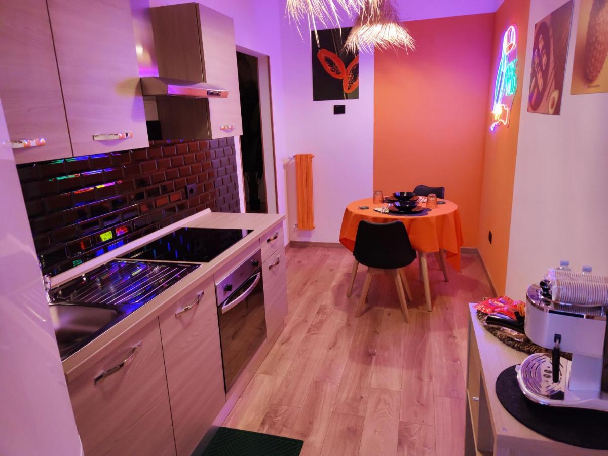 Suite Maison Tropical - Luxury Apartment In Bari Extérieur photo